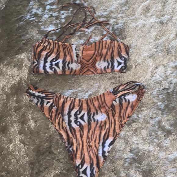 Zaful Animal print Bikini - Picture 1 of 4